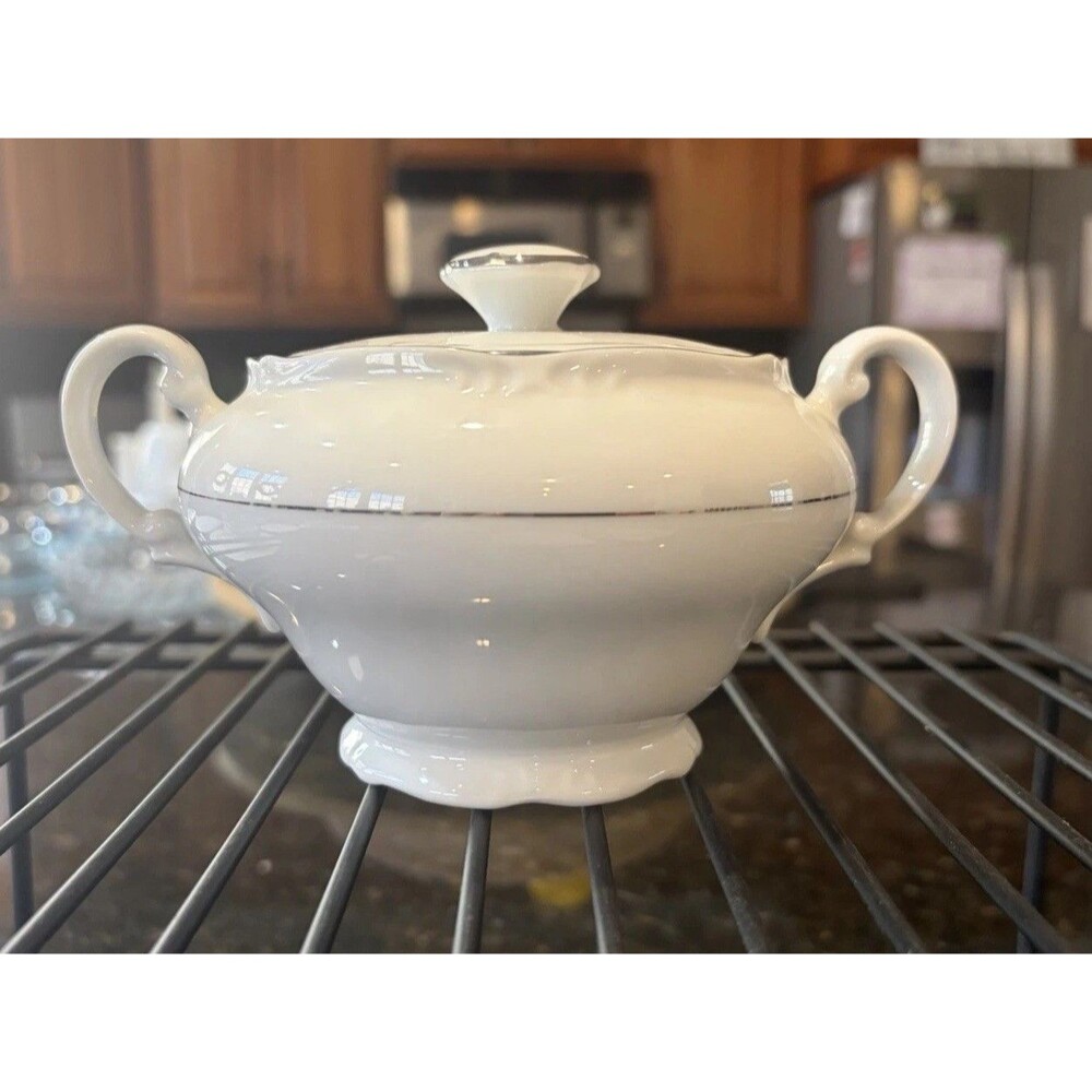 Sugar Bowl & Lis by Harmony House, Nora Pattern, Platinum Japan